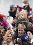 Scheveningen 13 november 2010
Prinses Maxima Prins WillemAlexander en Amalia Ariane en Alexia bij intocht sinterklaas.
Peter Smulders bv