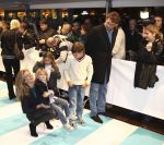 Amsterdam, 14 November 2010
Premiere Dik Trom
Reinout Oerlemans en Danielle Oerlemans met hun kinderen
Foto Peter Smulders BV