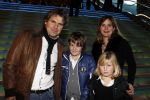 Amsterdam 27 november 2010
Toine v Peperstraten met vrouw en kindereen bij premiere bij pathe arena.
Peter Smulders bv