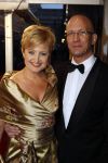 Amsterdam 28 november 2010
Opening Nieuwe de la Mar theater en premiere Le cage aux folles. Vera Mann met een vreind
Peter Smulders bv
