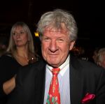 Amsterdam, 21 November 2010
Spiegeltent Palazzo. Hermand den blijker kookt met zijn staf voorBN-ers en genodigden.
Willibrord Frequin
Foto Peter Smulders BV