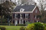 Loenen aan de Vecht 9 november 2010
Nieuwe huis van Yvon Jaspers en haar man in Loenen.
Pieter vd Beukering kwam even met de kinderen kijken bij de verbouwing.
Peter Smulders bv