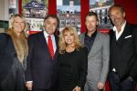 Breda 16 november 2011
Presentatie boek Aad Ouborg. Aad Dorien Patricia Paay en Harald v Panhuis
Peter Smulders bv