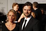 Amsterdam 21 november 2011
Premiere Nova Zembla in het RAI theater. De film is geregisseerd door Reinout Oerlemans en Robert de Hoog en Doutzen Kroes spelen de hoofdrollen.
Prinses Maxima en prins Wilem Alexander zijn de eregasten. Arend Brandligt met vrouw
Peter Smulders bv