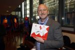 Amsterdam 14 november 2011
Presentatie Douwe Egberts sinterklaasboeken vak Yvon Jaspers Arjan Ederveen en Ronald Giphart gepresentaeerd door Renate Verbaan in de bibliotheek van Amsterdam.
Peter Smulders bv