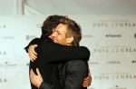 Amsterdam 21 november 2011
Premiere Nova Zembla in het RAI theater. De film is geregisseerd door Reinout Oerlemans en Robert de Hoog en Doutzen Kroes spelen de hoofdrollen.
Prinses Maxima en prins Wilem Alexander zijn de eregasten. Barry Atsma
Peter Smulders bv