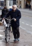 Amsterdam 7 december 2011
Barry Stevens op de fiets in Amsterdam.
Peter Smulders bv