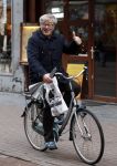 Amsterdam 7 december 2011
Barry Stevens op de fiets in Amsterdam.
Peter Smulders bv