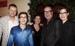 Amsterdam 22 december 2011
Premiere kerstcircus in carre. Bart Chabot met vrouw en zoons
Peter Smulders bv