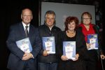 Hilversum 15 november 2011
Presentatie boek van de Zangeres zonder Naam geschreven door Ben Holthuis. Ben Adriaan Hoes Imca Marina en Herman Jongman
Peter Smulders bv