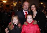Amsterdam 22 december 2011
Premiere kerstcircus in carre. Bert Simhoffer met vrouw en kinderen
Peter Smulders bv