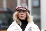 Aalsmeer 22 december 2011
Bonnie st Claire doet boodschappen.
Peter Smulders bv