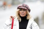 Aalsmeer 22 december 2011
Bonnie st Claire doet boodschappen.
Peter Smulders bv