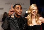 Amsterdam 21 november 2011
Premiere Nova Zembla in het RAI theater. De film is geregisseerd door Reinout Oerlemans en Robert de Hoog en Doutzen Kroes spelen de hoofdrollen.
Prinses Maxima en prins Wilem Alexander zijn de eregasten.Doutzen met man Sunnery James
Peter Smulders bv