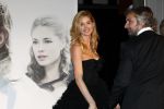 Amsterdam 21 november 2011
Premiere Nova Zembla in het RAI theater. De film is geregisseerd door Reinout Oerlemans en Robert de Hoog en Doutzen Kroes spelen de hoofdrollen.
Prinses Maxima en prins Wilem Alexander zijn de eregasten.Doutzen met man Sunnery James
Peter Smulders bv