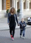 Amsterdam 28 november 2011
Opening sportschool Carlos Lens. Fajah Lourens met zoon
Peter Smulders bv