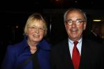Rotterdam 1 november 2011
De gasten voor het concert van Lee Towers in ahoy. Frans Weisglas met vrouw
Peter Smulders bv