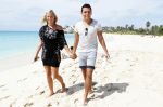 Sint Maarten 10 november 2011
Jan Smit en zijn vrouw Liza op het strand de dag voor hun trouwen.
Peter Smulders bv