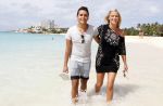 Sint Maarten 10 november 2011
Jan Smit en zijn vrouw Liza op het strand de dag voor hun trouwen.
Peter Smulders bv