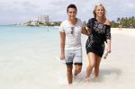Sint Maarten 10 november 2011
Jan Smit en zijn vrouw Liza op het strand de dag voor hun trouwen.
Peter Smulders bv