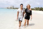 Sint Maarten 10 november 2011
Jan Smit en zijn vrouw Liza op het strand de dag voor hun trouwen.
Peter Smulders bv
