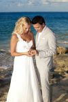 Sint Maarten 11 november 2011
Trouwen Jan Smit en Liza op een strand op Sint Maarten.
Peter Smulders bv