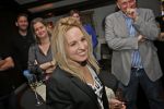 BAARN - In Restaurant Vuur is de perspresentatie gehouden van de nieuwe kerst cd genaamd Christmas Duets.  Met op de foto zangeres Krystl Pullens. FOTO PETER SMULDERS BV