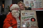 BAARN - In Restaurant Vuur is de perspresentatie gehouden van de nieuwe kerst cd genaamd Christmas Duets.  Met op de foto zangeres Krystl Pullens. FOTO PETER SMULDERS BV