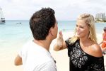 Sint Maarten 10 november 2011
Jan Smit en zijn vrouw Liza op het strand de dag voor hun trouwen.
Peter Smulders bv