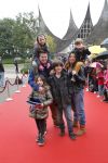 Kaatsheuvel, 9 Oktober 2011
Premiï¿½re van de musical Droomvlucht
Amanda Krabbe en Martijn Krabbe met de kinderen
Foto Peter smulders BV