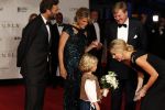 Amsterdam 21 november 2011
Premiere Nova Zembla in het RAI theater. De film is geregisseerd door Reinout Oerlemans en Robert de Hoog en Doutzen Kroes spelen de hoofdrollen.
Prinses Maxima en prins Wilem Alexander zijn de eregasten. Benjamin Oerlemans geeft bloemen aan Maxima
Peter Smulders bv