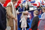 Amsterdam 26 november 2011
Premiere Dolfje Weerwolfje in carre. Paul v Loon met Prinses Laurentien Prins Constantijn en hun kinderen Aloise Claus Cazimir en ...
Peter Smulders bv