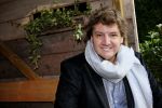 BAARN - In Restaurant Vuur is de perspresentatie gehouden van de nieuwe kerst cd genaamd Christmas Duets.  Met op de foto zanger Rene Froger. FOTO PETER SMULDERS BV