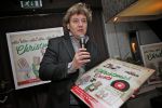 BAARN - In Restaurant Vuur is de perspresentatie gehouden van de nieuwe kerst cd genaamd Christmas Duets.  Met op de foto zanger Rene Froger. FOTO PETER SMULDERS BV
