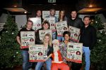 BAARN - In Restaurant Vuur is de perspresentatie gehouden van de nieuwe kerst cd genaamd Christmas Duets.  Met op de foto de hele groep van Christmas Duets. FOTO PETER SMULDERS BV