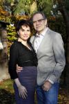 Ede 14 november 2011
Rob de Nijs en zijn zwangere vrouw Henriette bij hun thuis in de tuin.
Peter Smulders bv