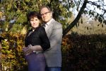 Ede 14 november 2011
Rob de Nijs en zijn zwangere vrouw Henriette bij hun thuis in de tuin.
Peter Smulders bv