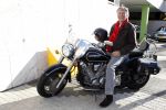 Hilversum 4 november 2011
Perspresentatie omroep Max op het mediapark. Ron Brandsteder op motor
Peter Smulders bv