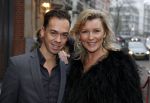 Amsterdam 20 november 2011
Premiere de eetclub in het nieuwe de la mar theater. Saskia Noort met een kennis
Peter Smulders bv