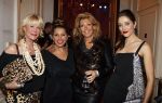 Amsterdam 24 november 2011
Uitreiking Beau monde awards in het Amstel hotel. Sheila de Vries Esther Oosterbeek en Betty
Peter Smulders bv
