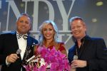 Amsterdam 24 november 2011
Uitreiking Beau monde awards in het Amstel hotel. Wendy v Dijk met Gordon en John Lukken
Peter Smulders bv