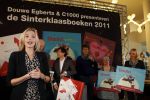 Amsterdam 14 november 2011
Presentatie Douwe Egberts sinterklaasboeken vak Yvon Jaspers Arjan Ederveen en Ronald Giphart gepresentaeerd door Renate Verbaan in de bibliotheek van Amsterdam.
Peter Smulders bv
