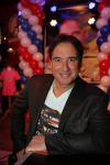 Noordwijk 23 november 2012
Presentatie cd Alex Wielders . Louis v gaal reikt de eerste cd uit.
Peter Smulders bv