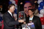 Noordwijk 23 november 2012
Presentatie cd Alex Wielders . Louis v gaal reikt de eerste cd uit.
Peter Smulders bv