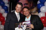 Noordwijk 23 november 2012
Presentatie cd Alex Wielders . Louis v gaal reikt de eerste cd uit.
Peter Smulders bv