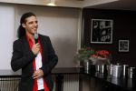 Loosdrecht 26 november 2012
Presentatie cd Anneke Gronloh bij het Golden Tulip hotel. mett Ali B
Peter Smulders bv