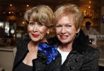 Loosdrecht 26 november 2012
Presentatie cd Anneke Gronloh bij het Golden Tulip hotel. Anneke met Ria Valk
Peter Smulders bv