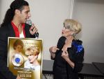 Loosdrecht 26 november 2012
Presentatie cd Anneke Gronloh bij het Golden Tulip hotel. mett Ali B
Peter Smulders bv