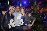 Hilversum 7 december 2012
Sky radio opbouwen Christmas tree (kerstboom) voor goede doelen. Anouk Smulders en Anita Witzier voor stichting hulphond
Peter Smulders bv