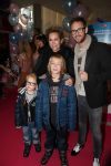 Amsterdam, 9 December 2012
Premiere Speelfilm de Drie Bengeltjes van K3
Charly Luske met Tanja Jess en hun kinderen
Foto Peter Smulders BV